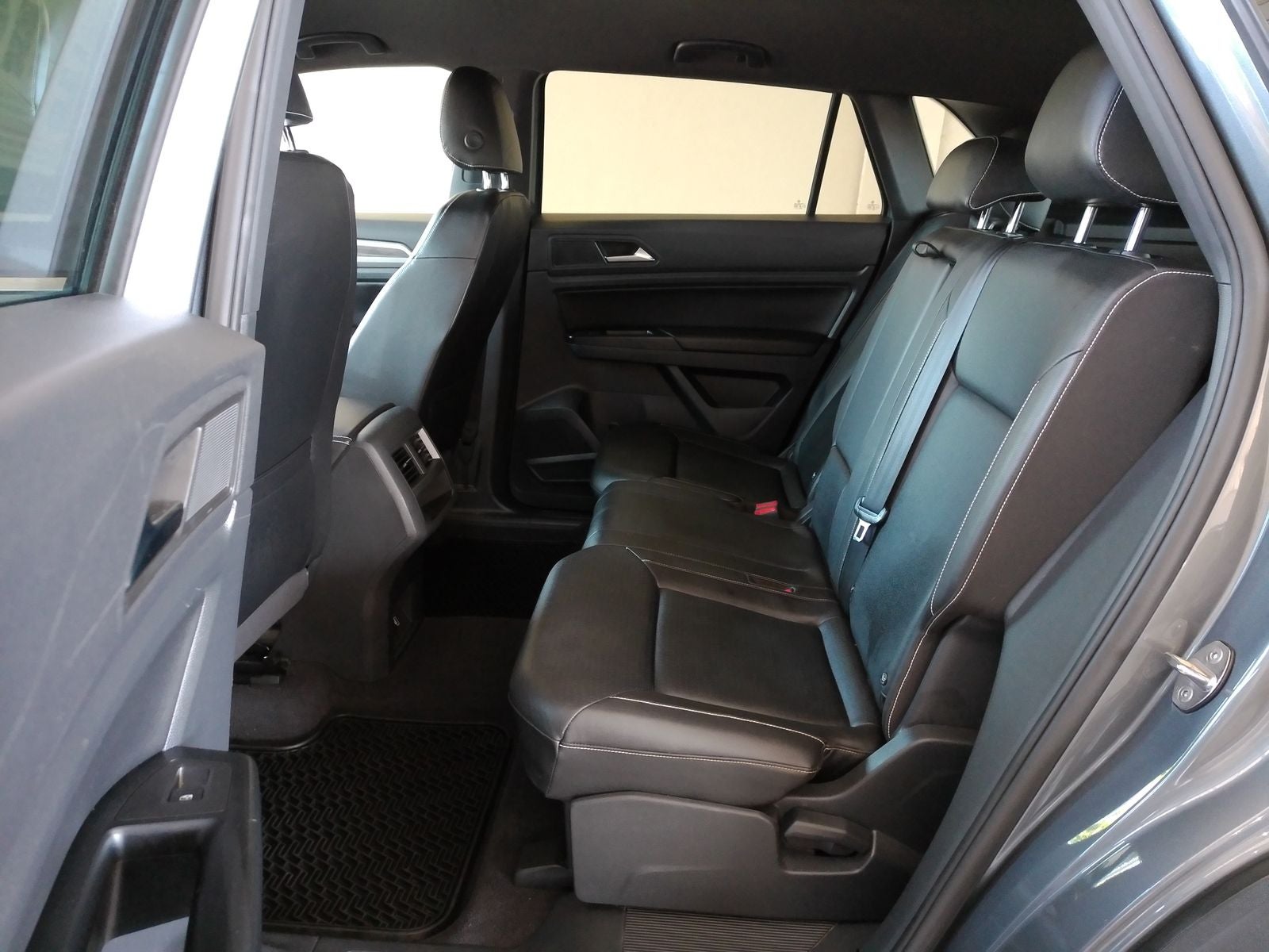 2020 Volkswagen Atlas Cross Sport 2.0T SE 4Motion
