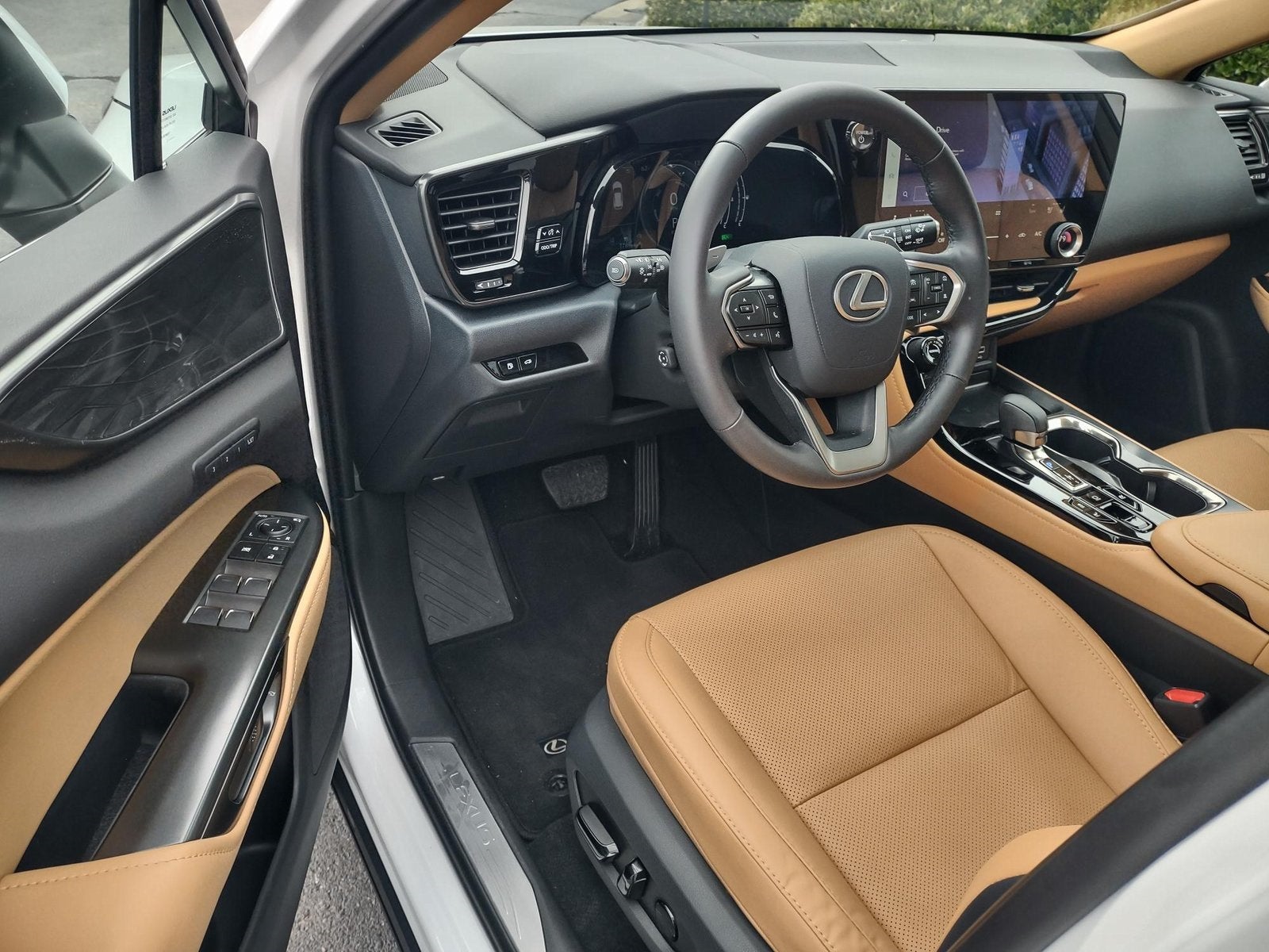 2025 Lexus NX 350h Premium