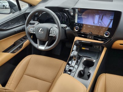 2025 Lexus NX 350h Premium