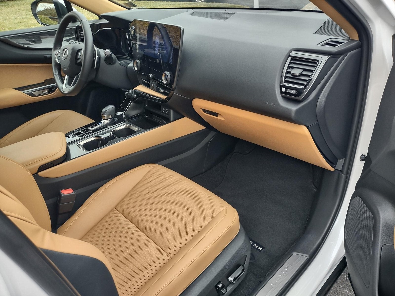 2025 Lexus NX 350h Premium