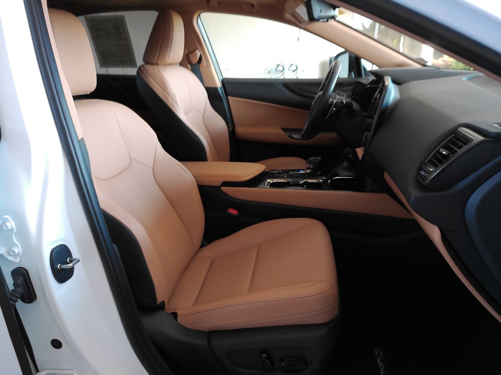 2026 Lexus NX 350h Premium