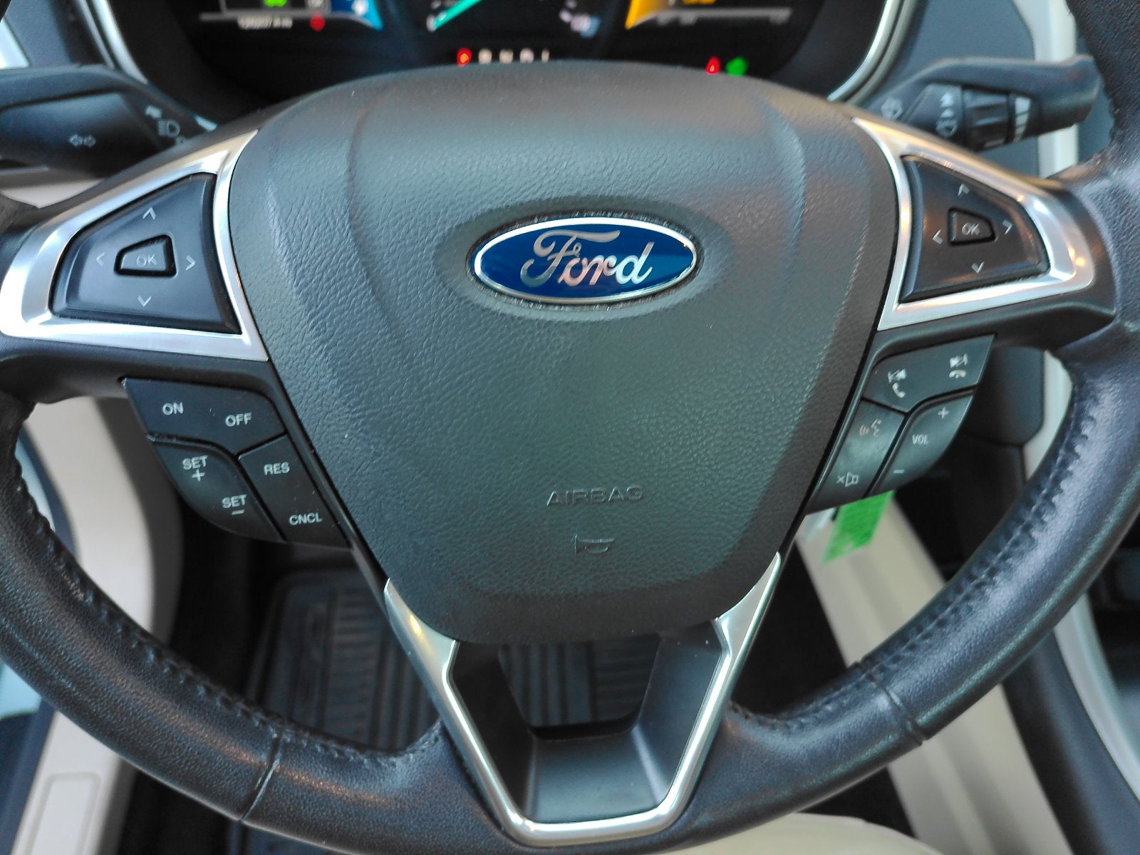 2014 Ford Fusion Hybrid SE