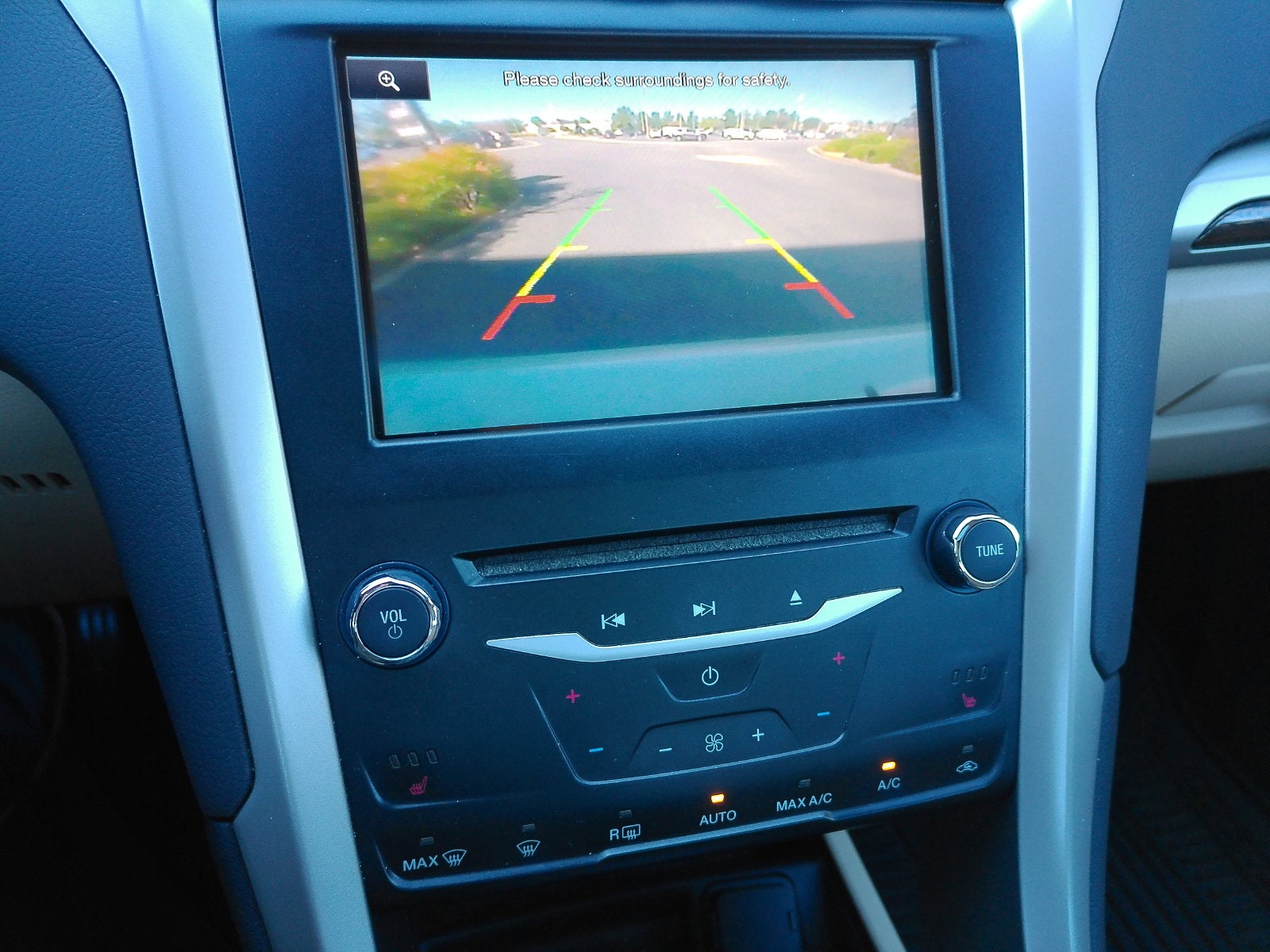 2014 Ford Fusion Hybrid SE
