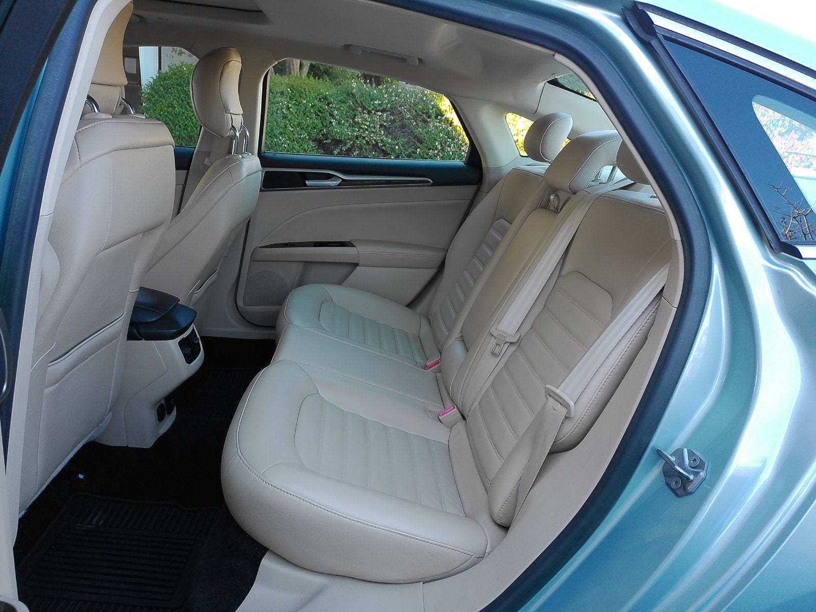 2014 Ford Fusion Hybrid SE