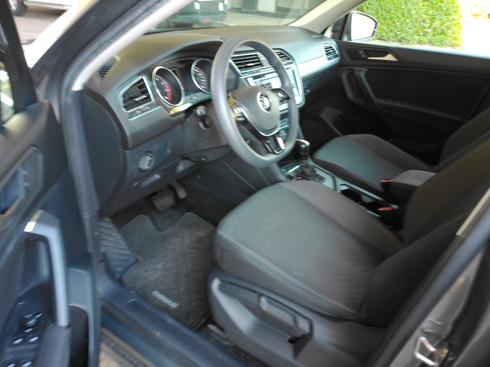 2019 Volkswagen Tiguan 2.0T S