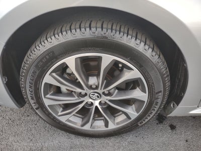 2017 Toyota Avalon Hybrid XLE Premium