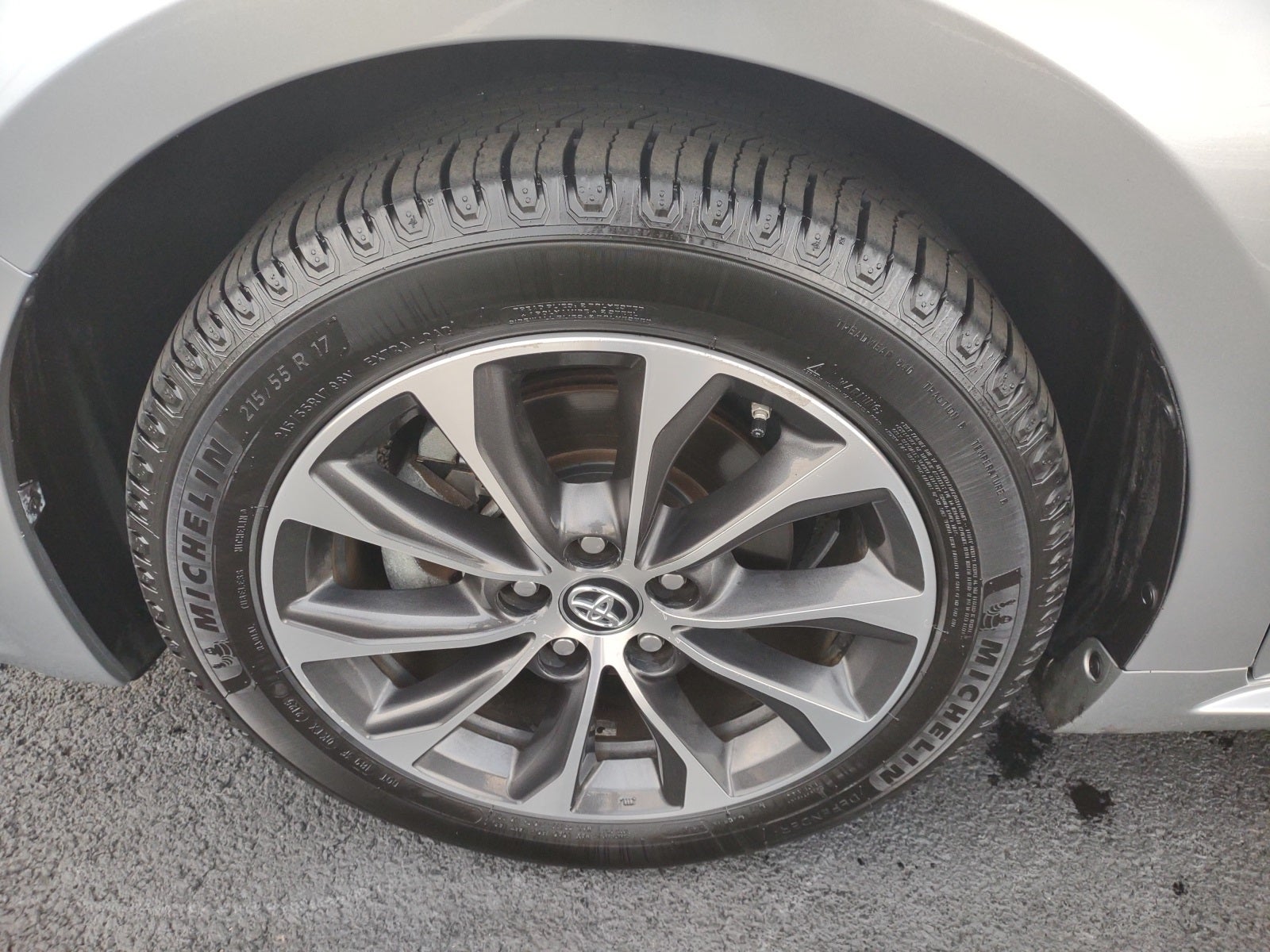 2017 Toyota Avalon Hybrid XLE Premium