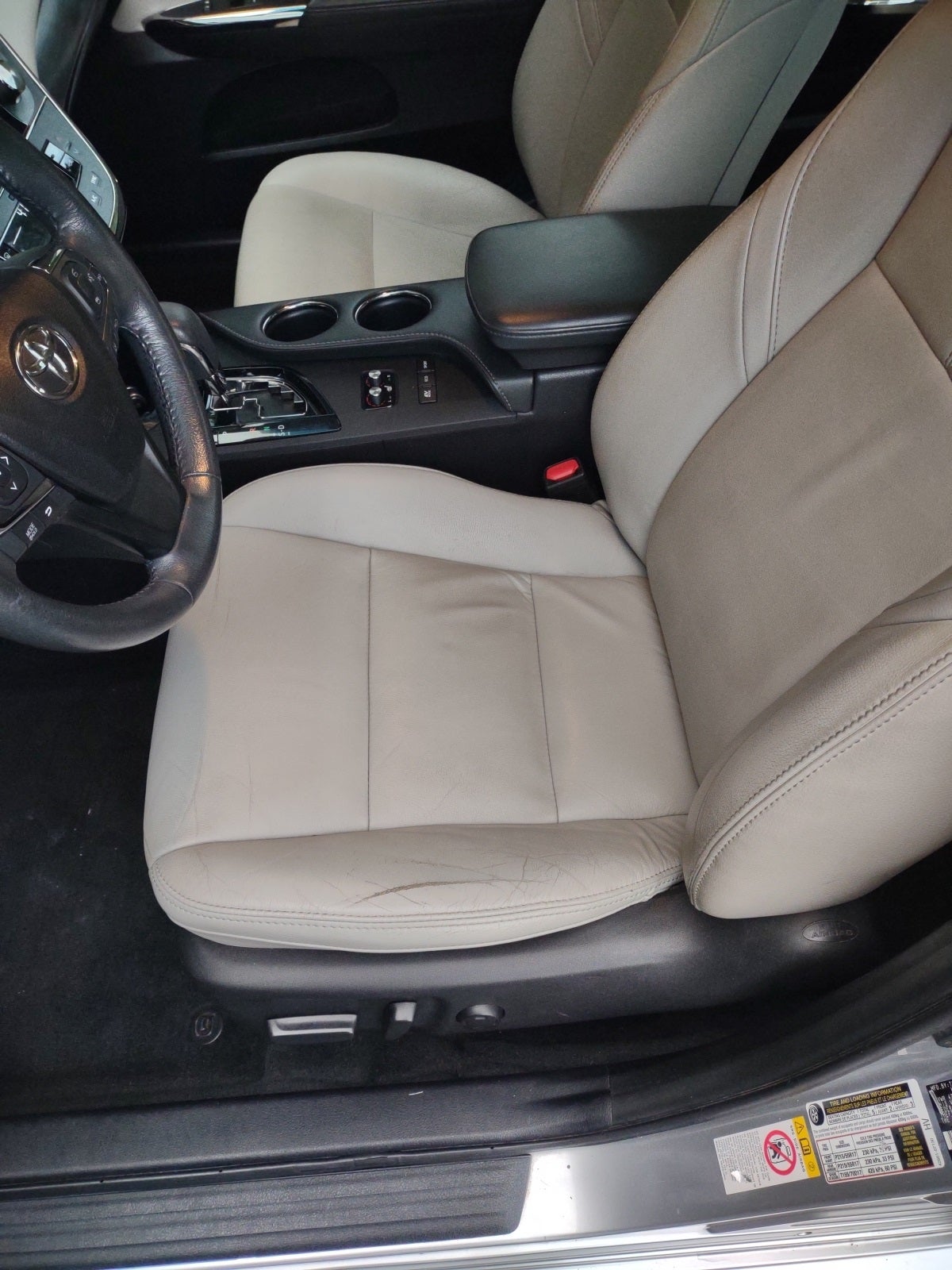 2017 Toyota Avalon Hybrid XLE Premium