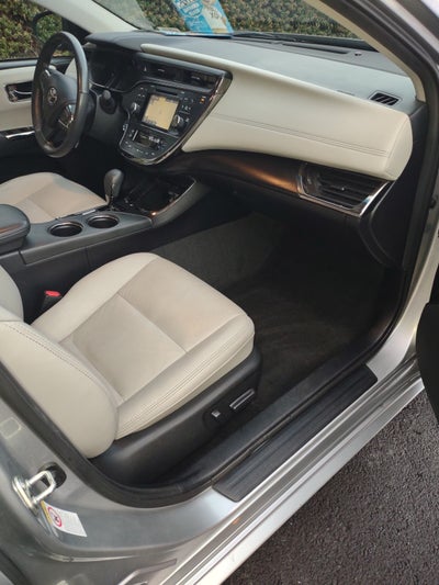 2017 Toyota Avalon Hybrid XLE Premium