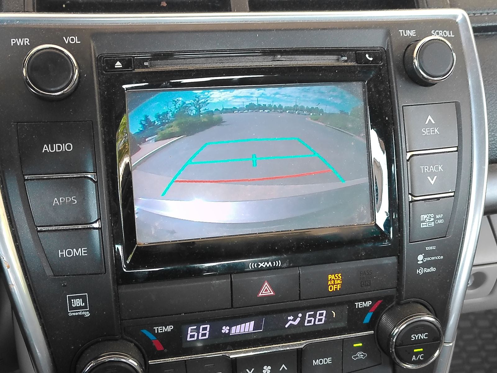 2016 Toyota Camry XLE