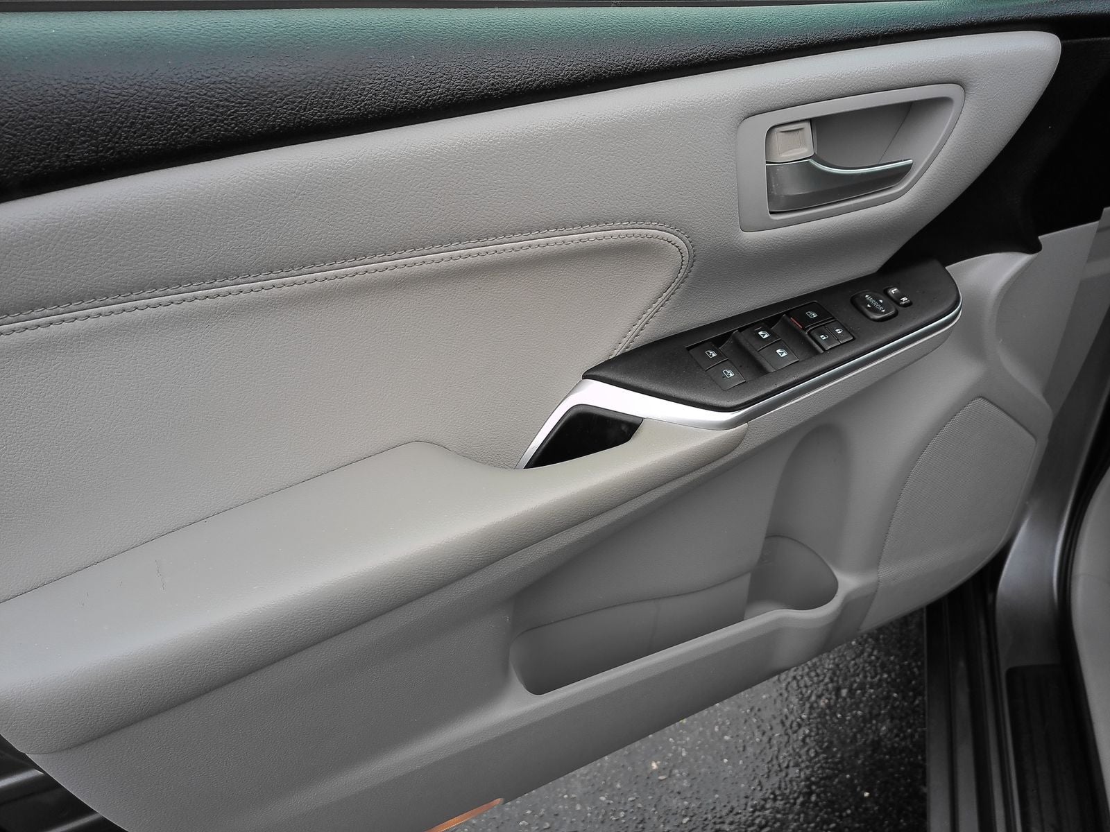 2016 Toyota Camry XLE