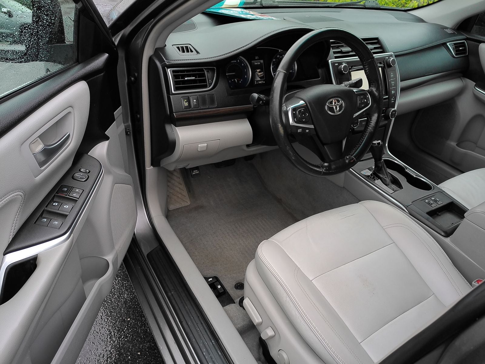2016 Toyota Camry XLE