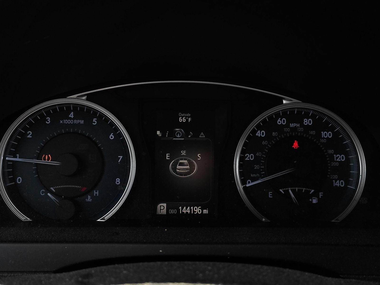 2016 Toyota Camry XLE