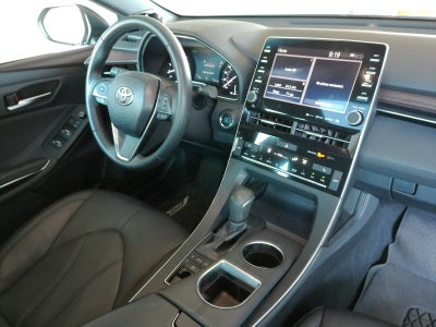 2019 Toyota Avalon XLE