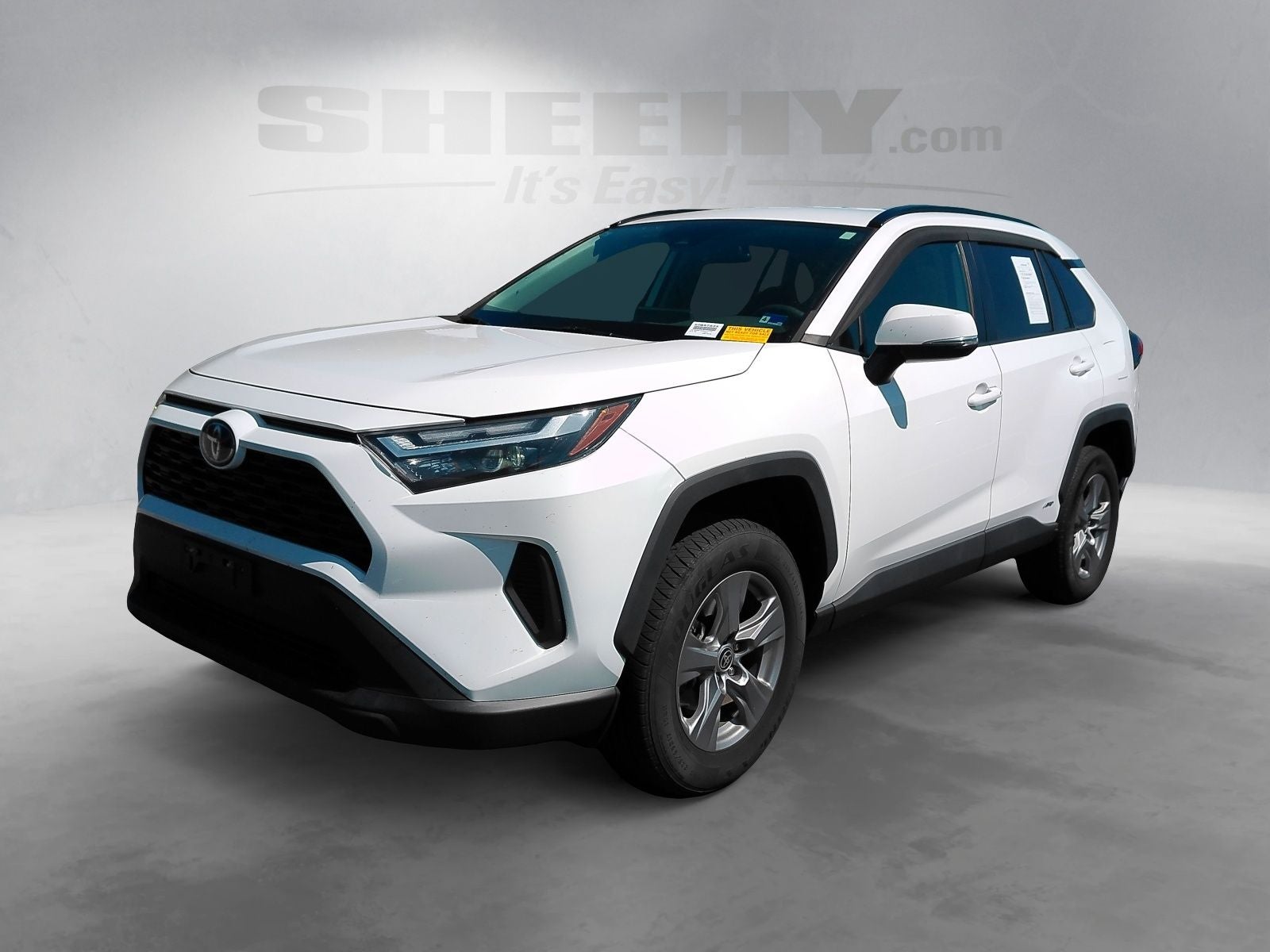 2022 Toyota RAV4 Hybrid XLE