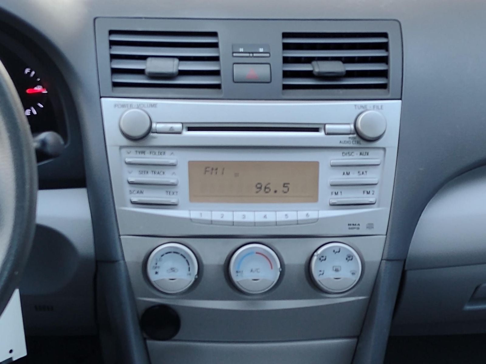 2010 Toyota Camry LE