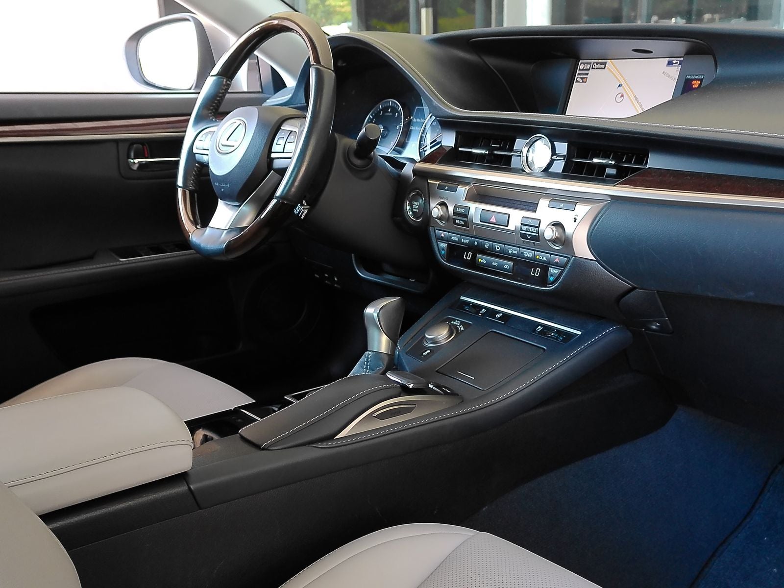 2016 Lexus ES 350