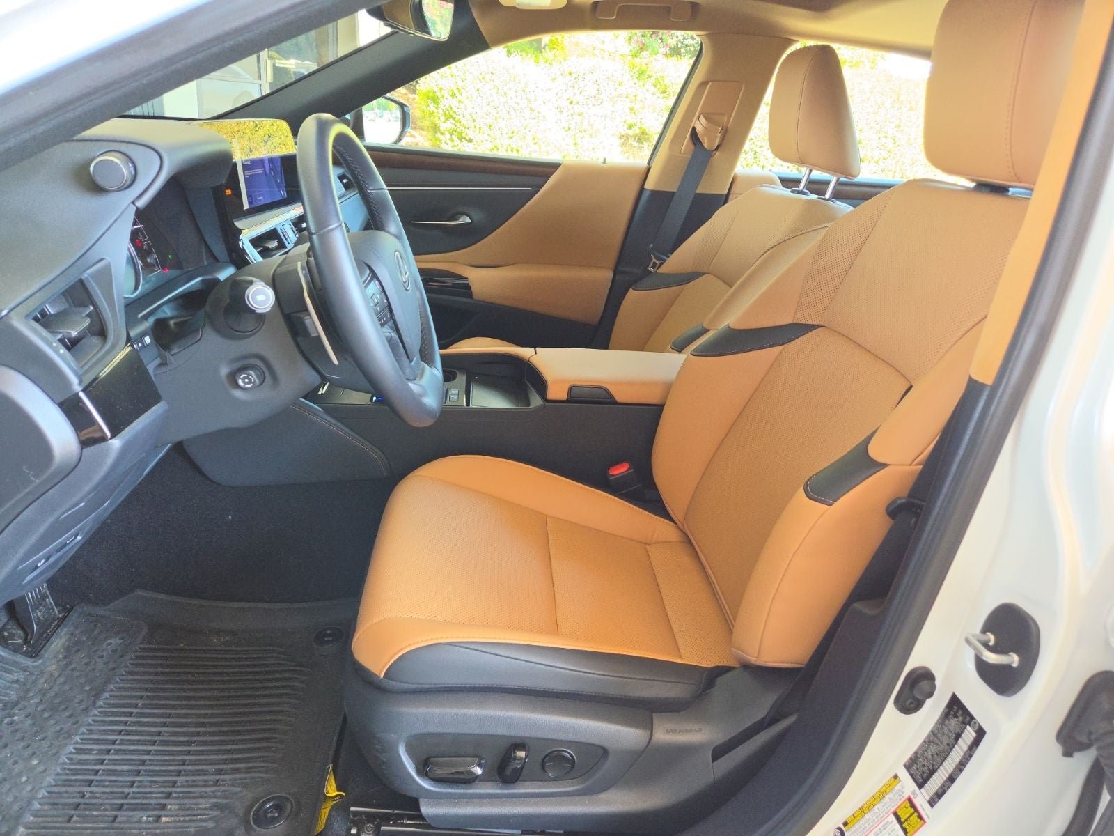 2025 Lexus ES 300h
