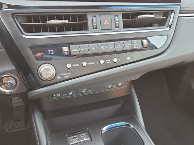 2025 Lexus ES 300h