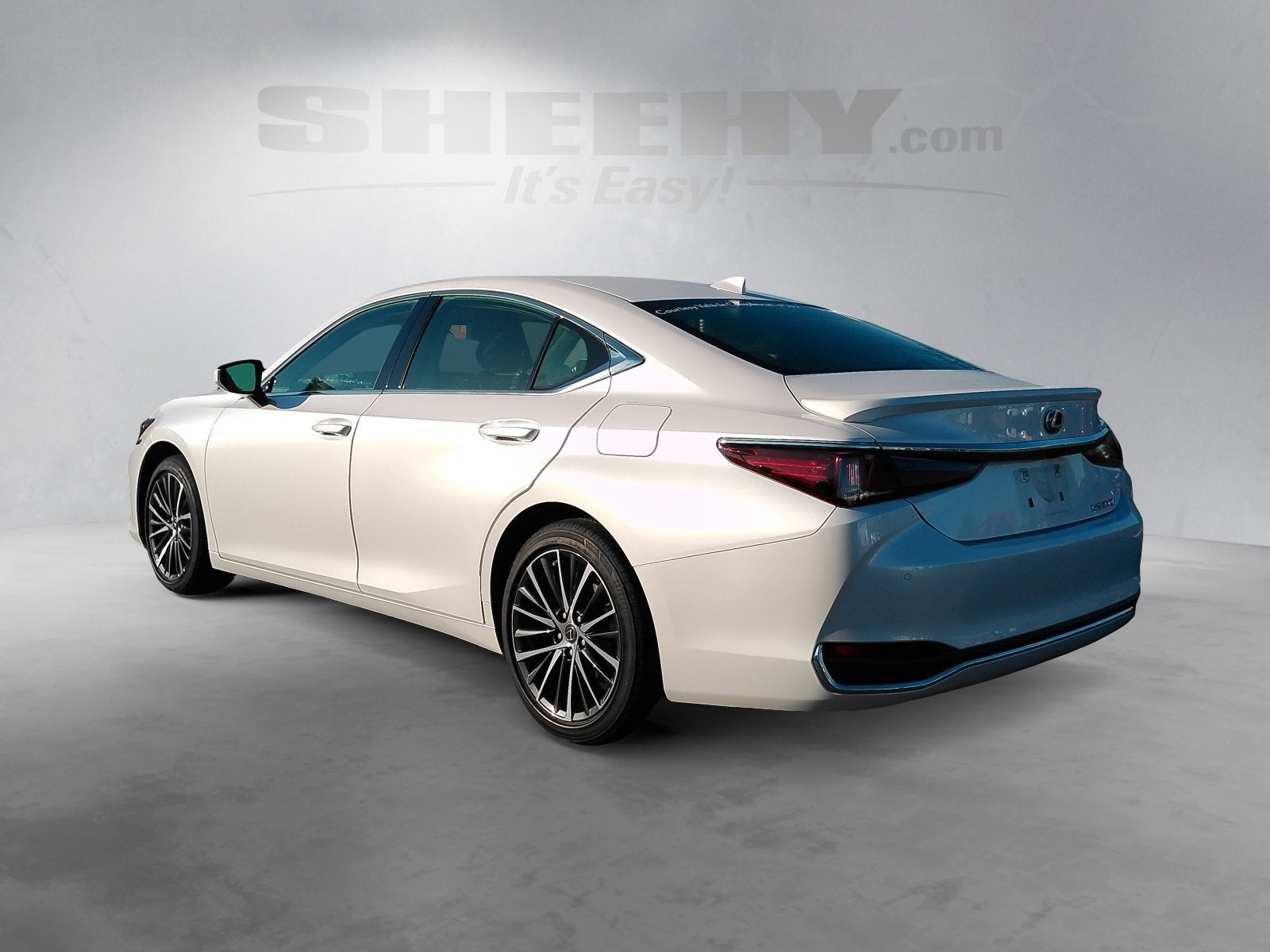 2025 Lexus ES 300h