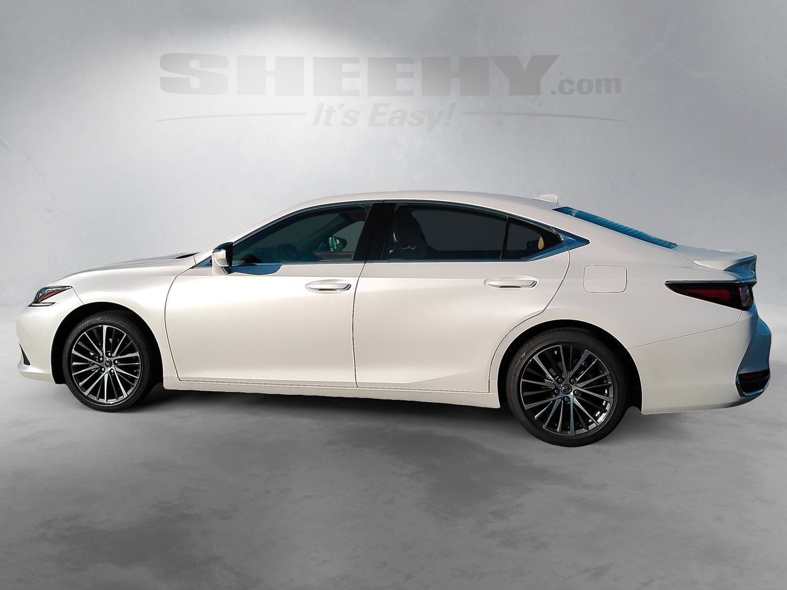 2025 Lexus ES 300h