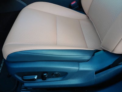 2025 Lexus ES 300h