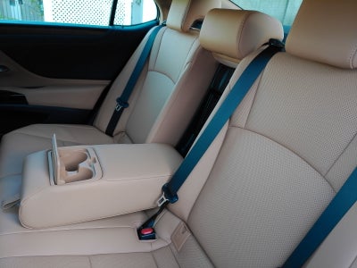2025 Lexus ES 300h
