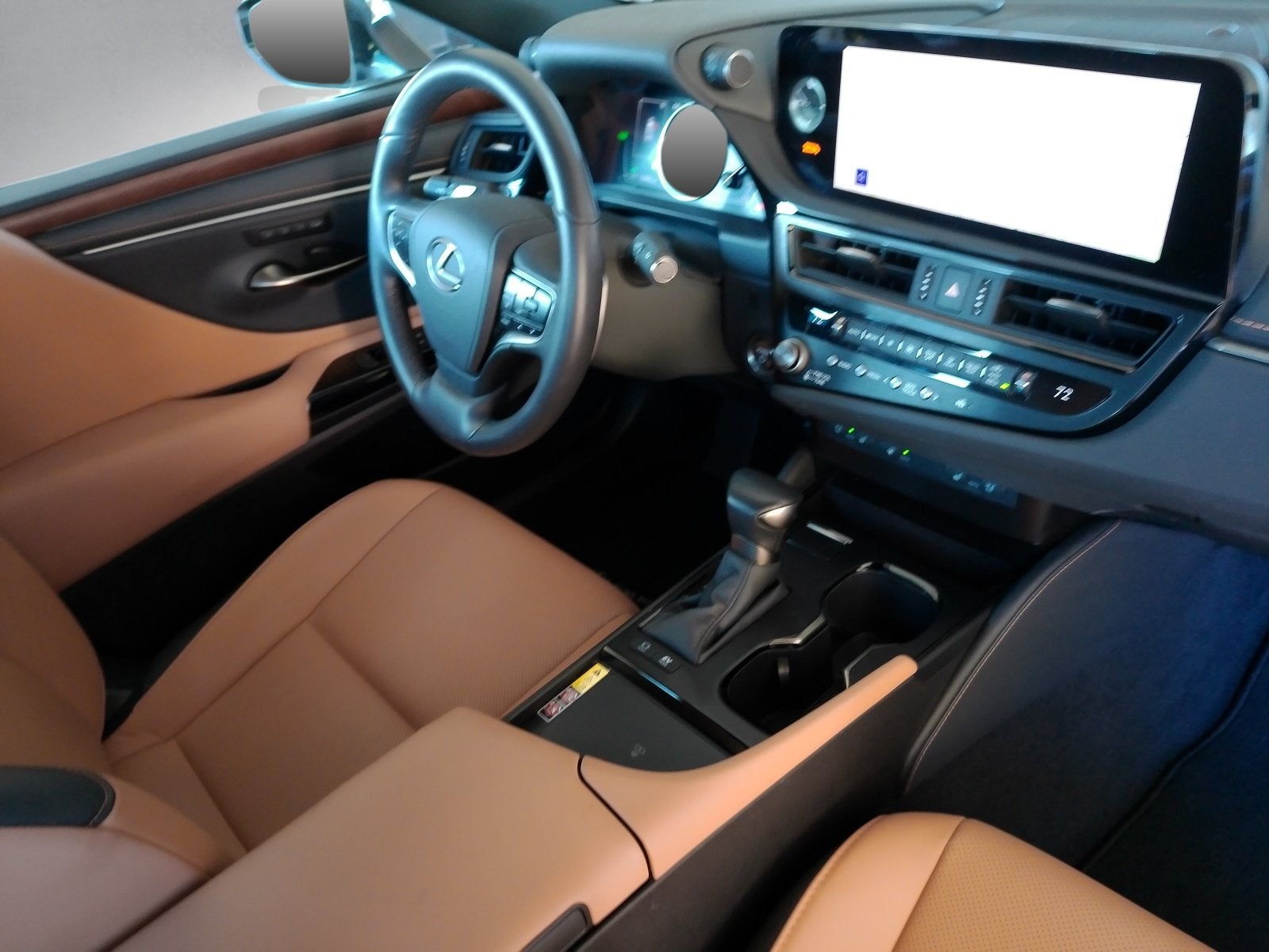 2025 Lexus ES 300h
