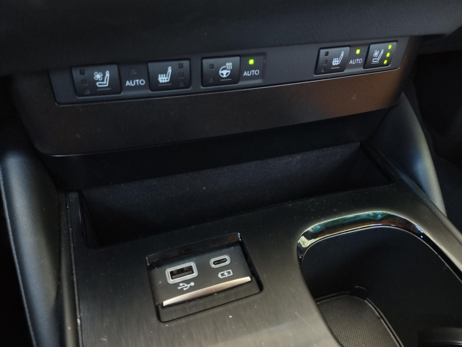 2025 Lexus ES 350