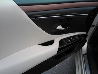 2025 Lexus ES 350