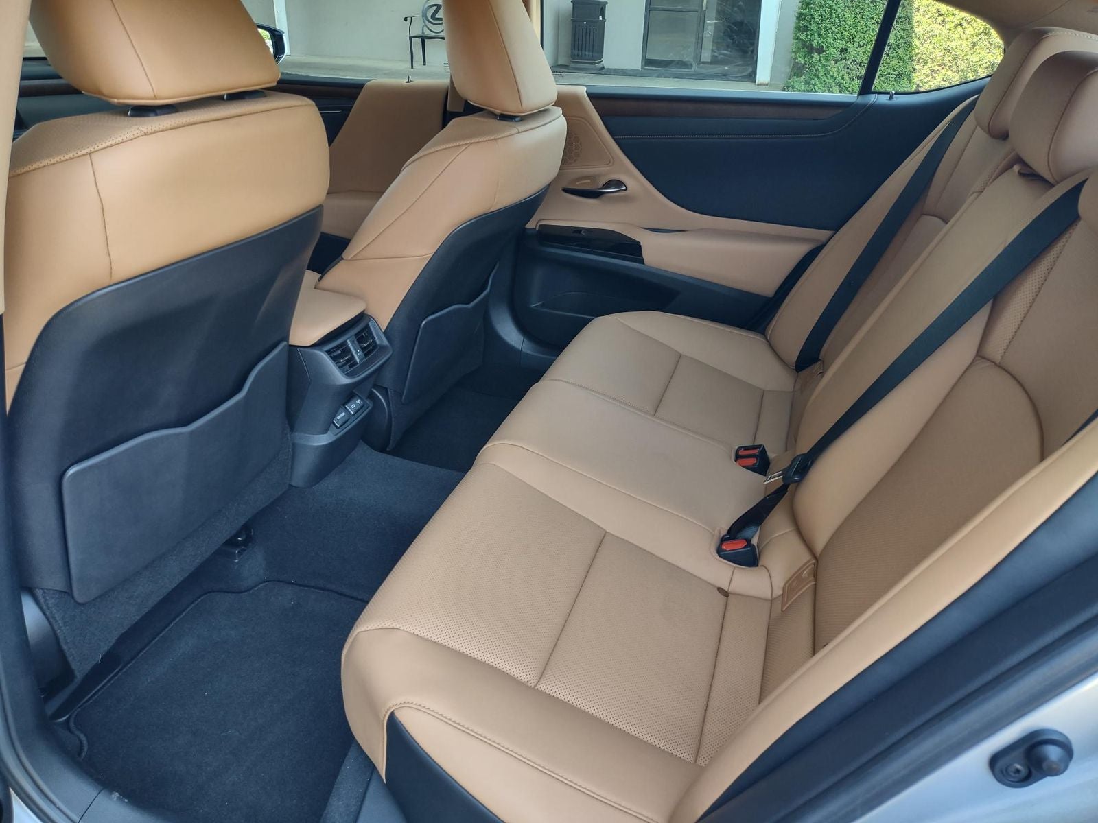 2025 Lexus ES 350