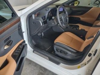 2023 Lexus ES 350