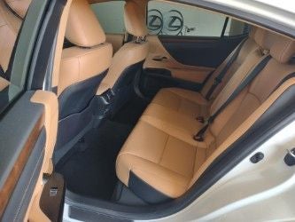 2023 Lexus ES 350
