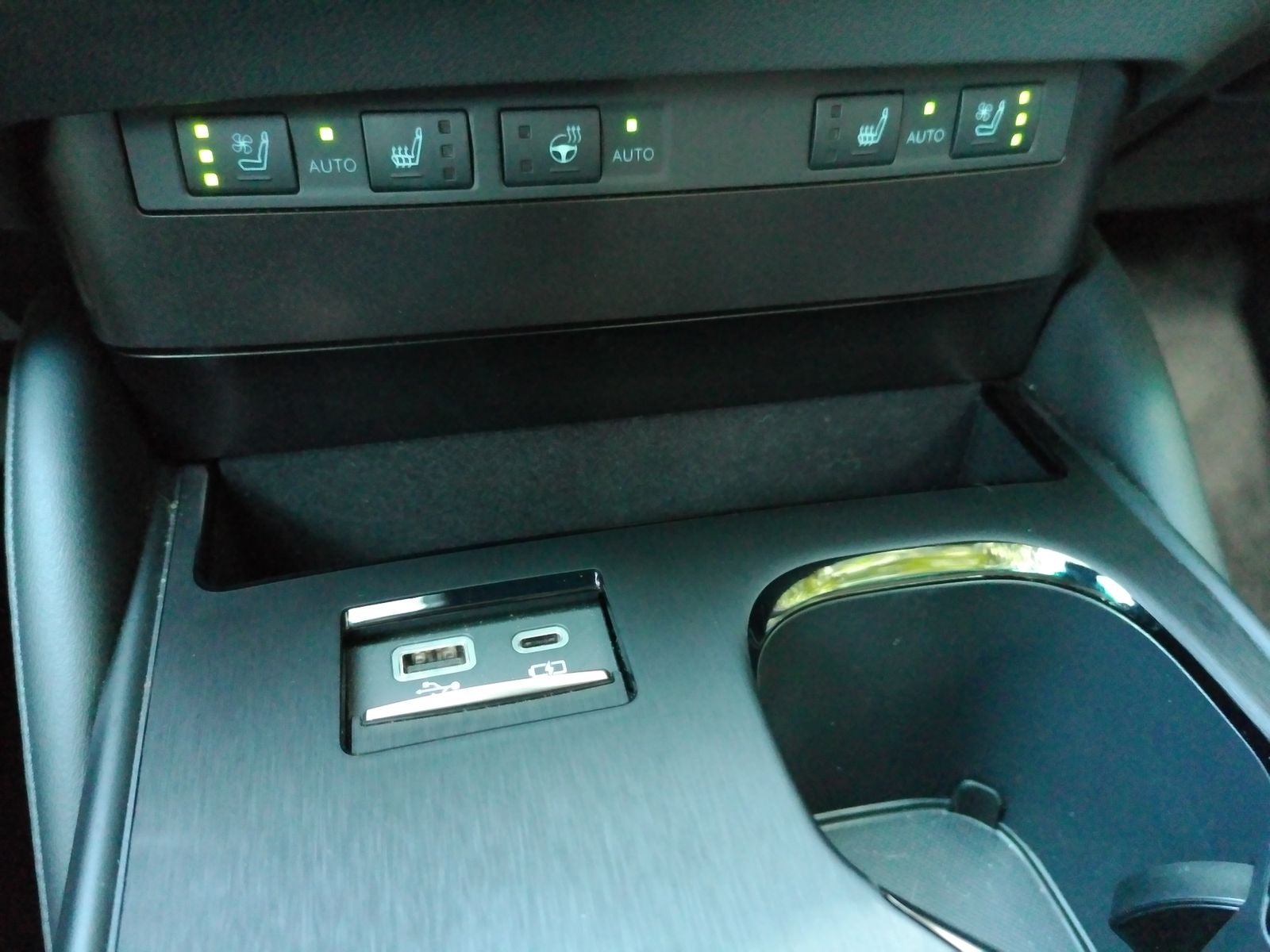 2025 Lexus ES 350