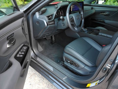 2025 Lexus ES 350