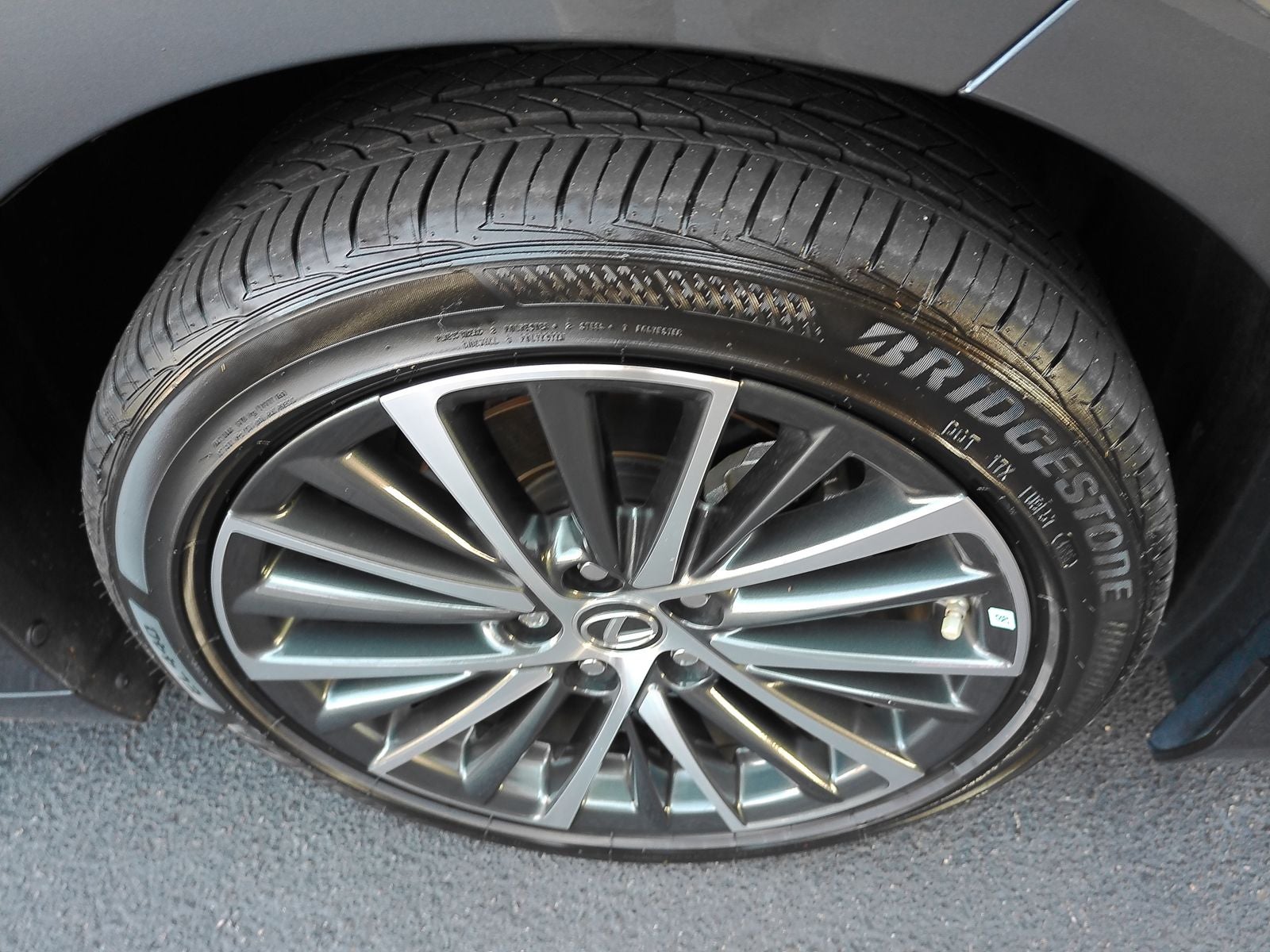 2025 Lexus ES 350