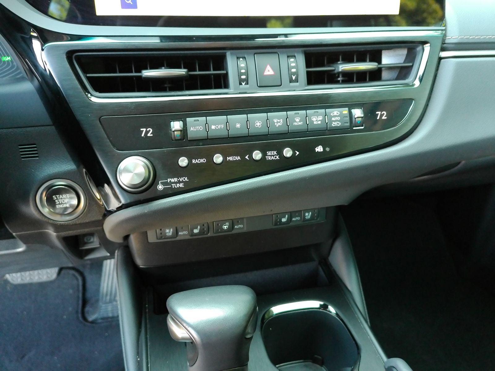 2025 Lexus ES 350
