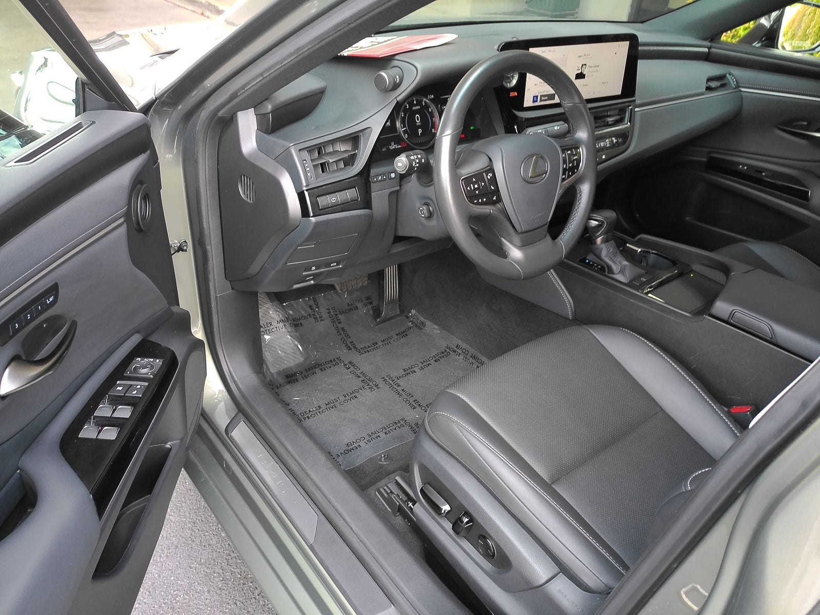 2025 Lexus ES 350