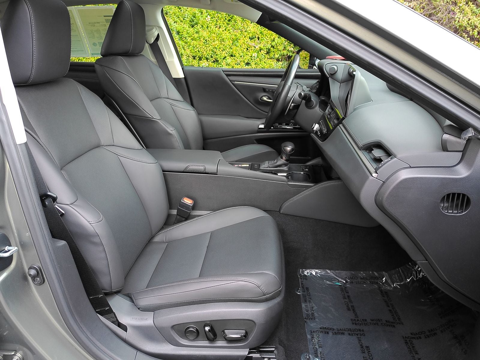 2025 Lexus ES 350