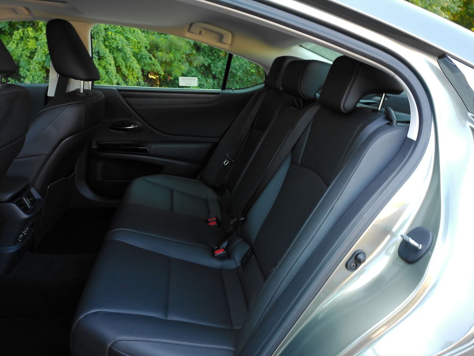 2025 Lexus ES 350
