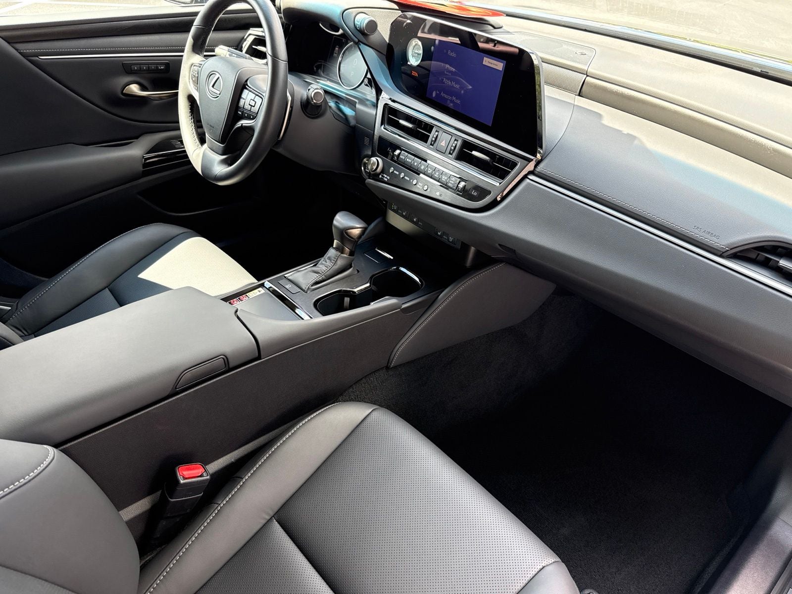 2025 Lexus ES 350