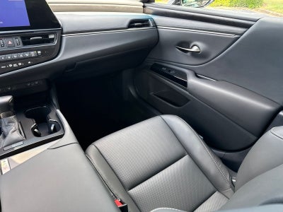 2025 Lexus ES 350