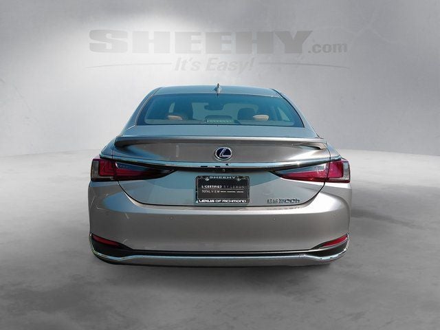 2020 Lexus ES 300h Ultra Luxury