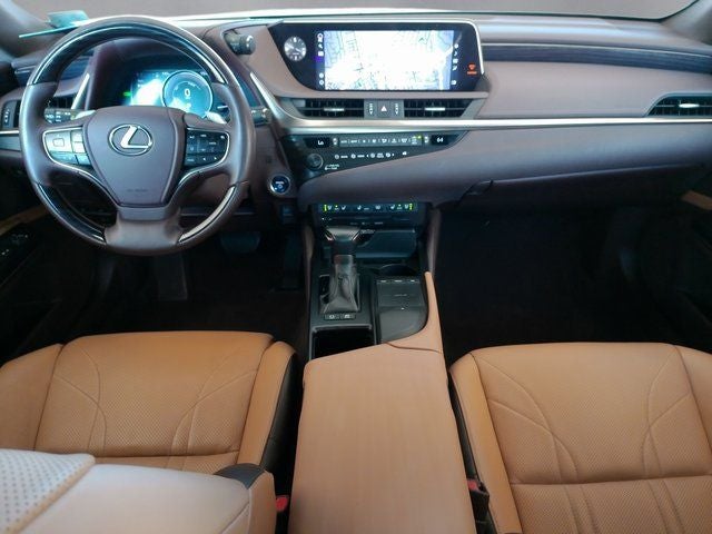 2020 Lexus ES 300h Ultra Luxury