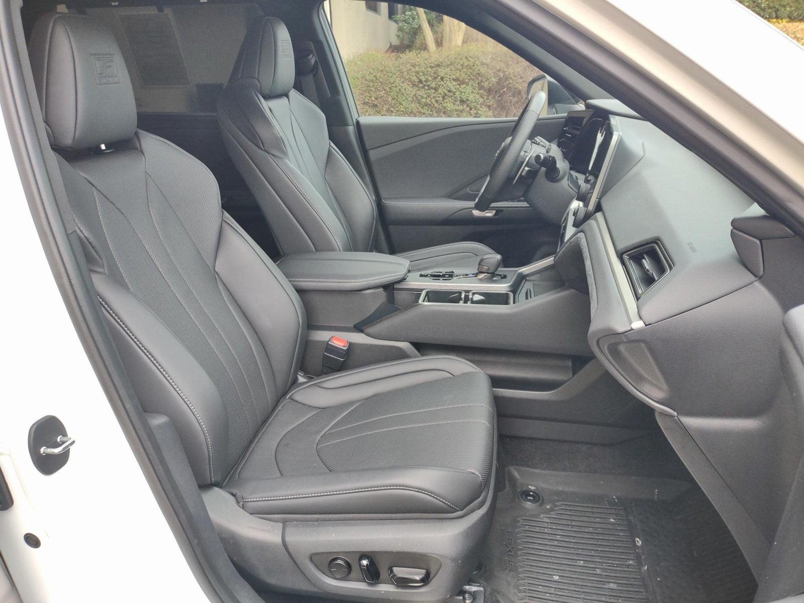 2025 Lexus TX 500h F SPORT Premium