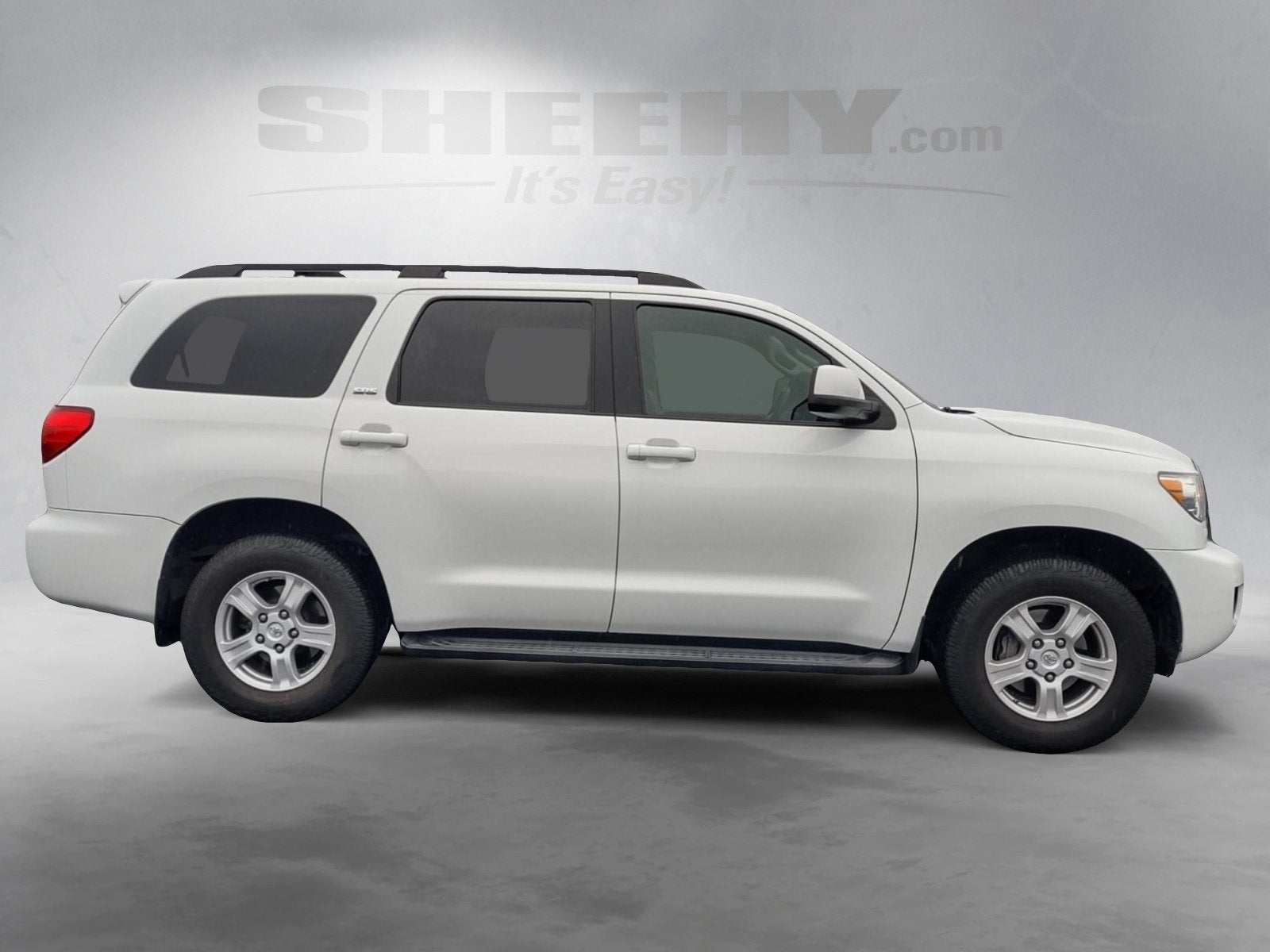 2017 Toyota Sequoia SR5 5.7L