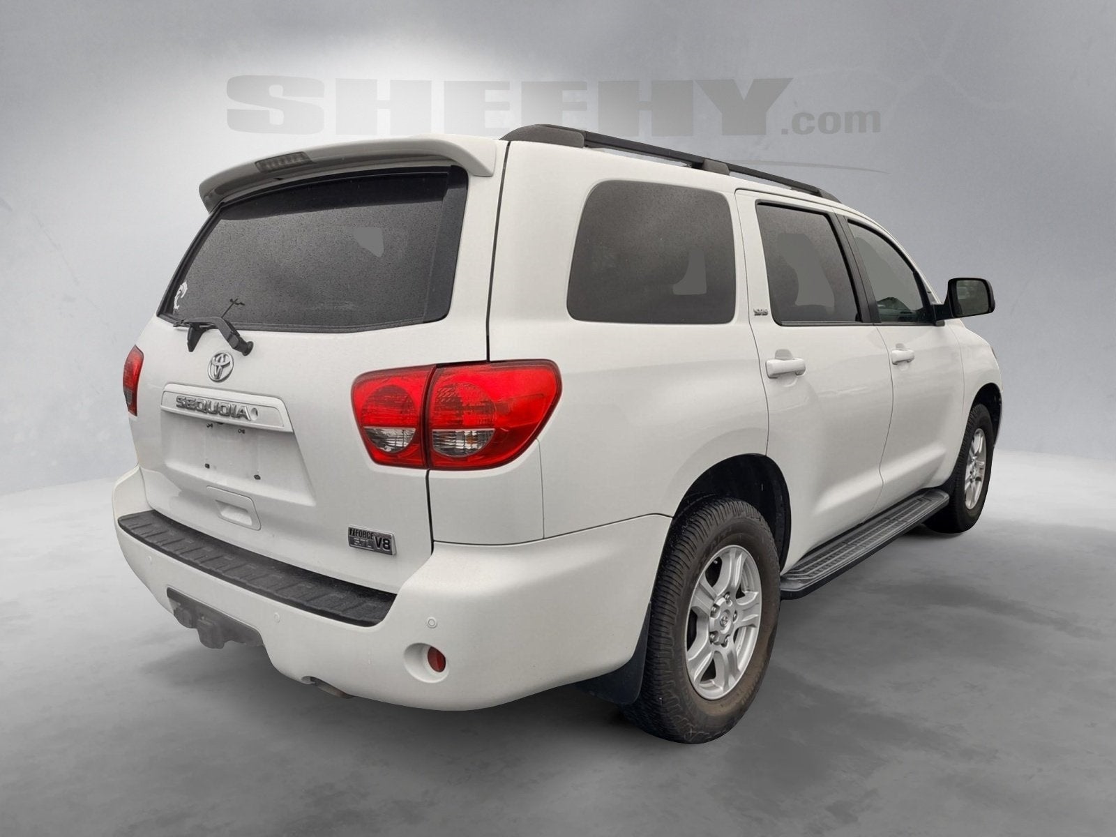 2017 Toyota Sequoia SR5 5.7L