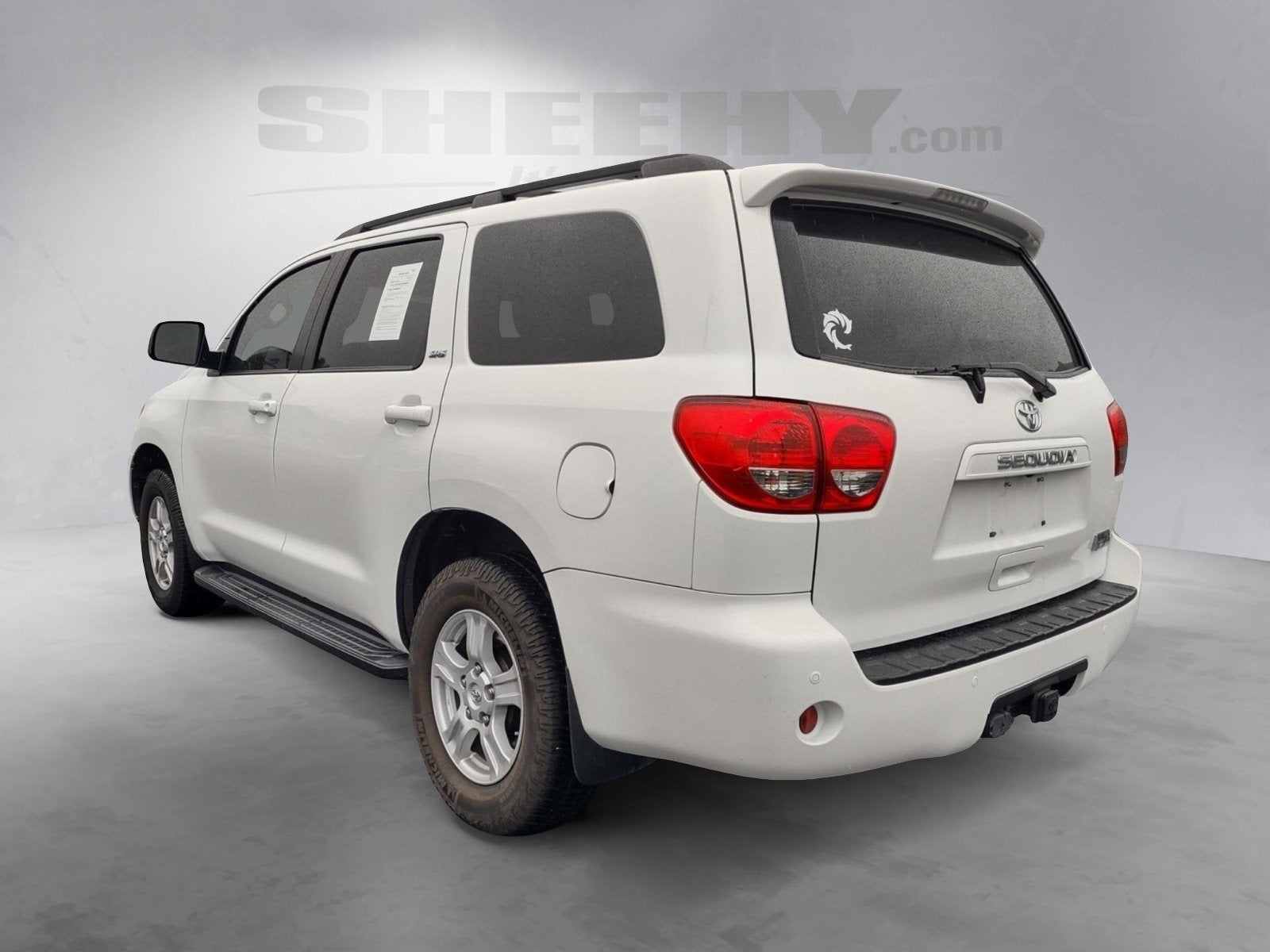 2017 Toyota Sequoia SR5 5.7L
