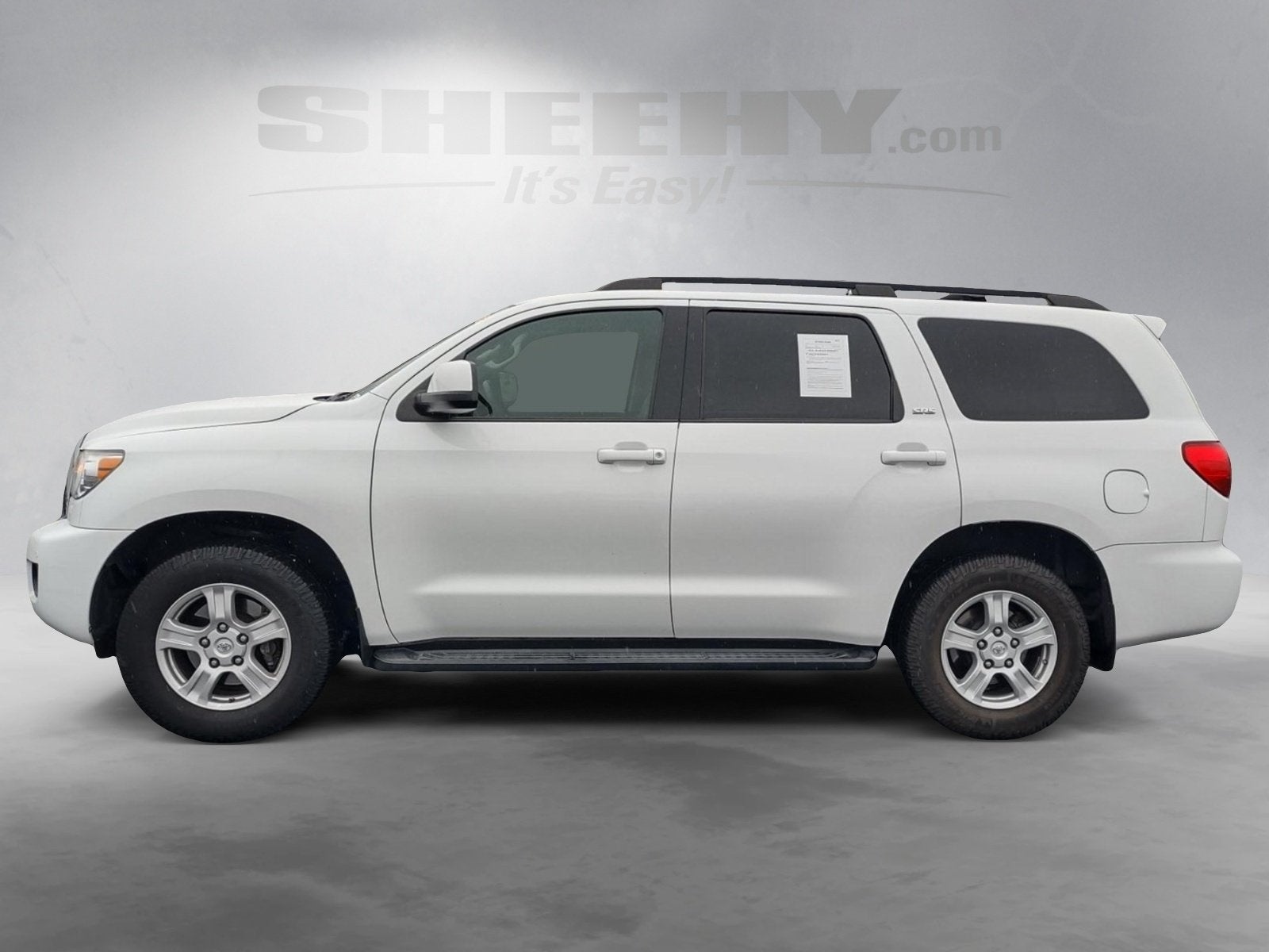 2017 Toyota Sequoia SR5 5.7L