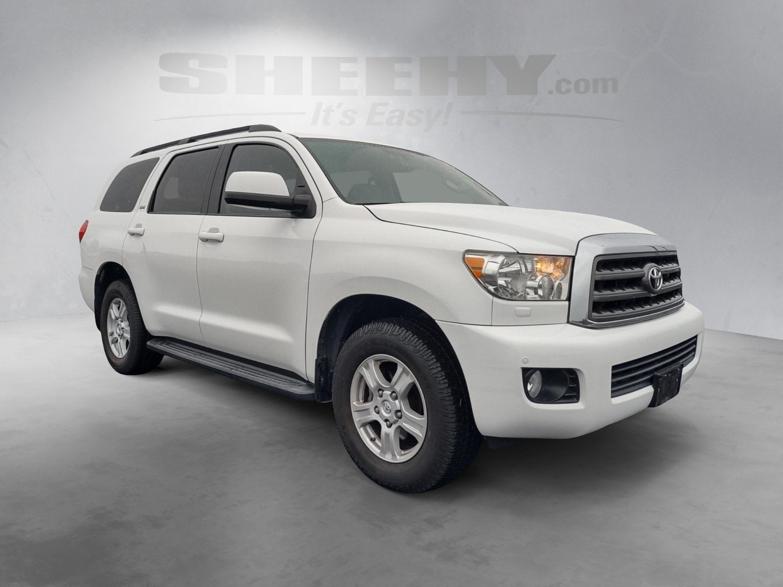 2017 Toyota Sequoia SR5 5.7L